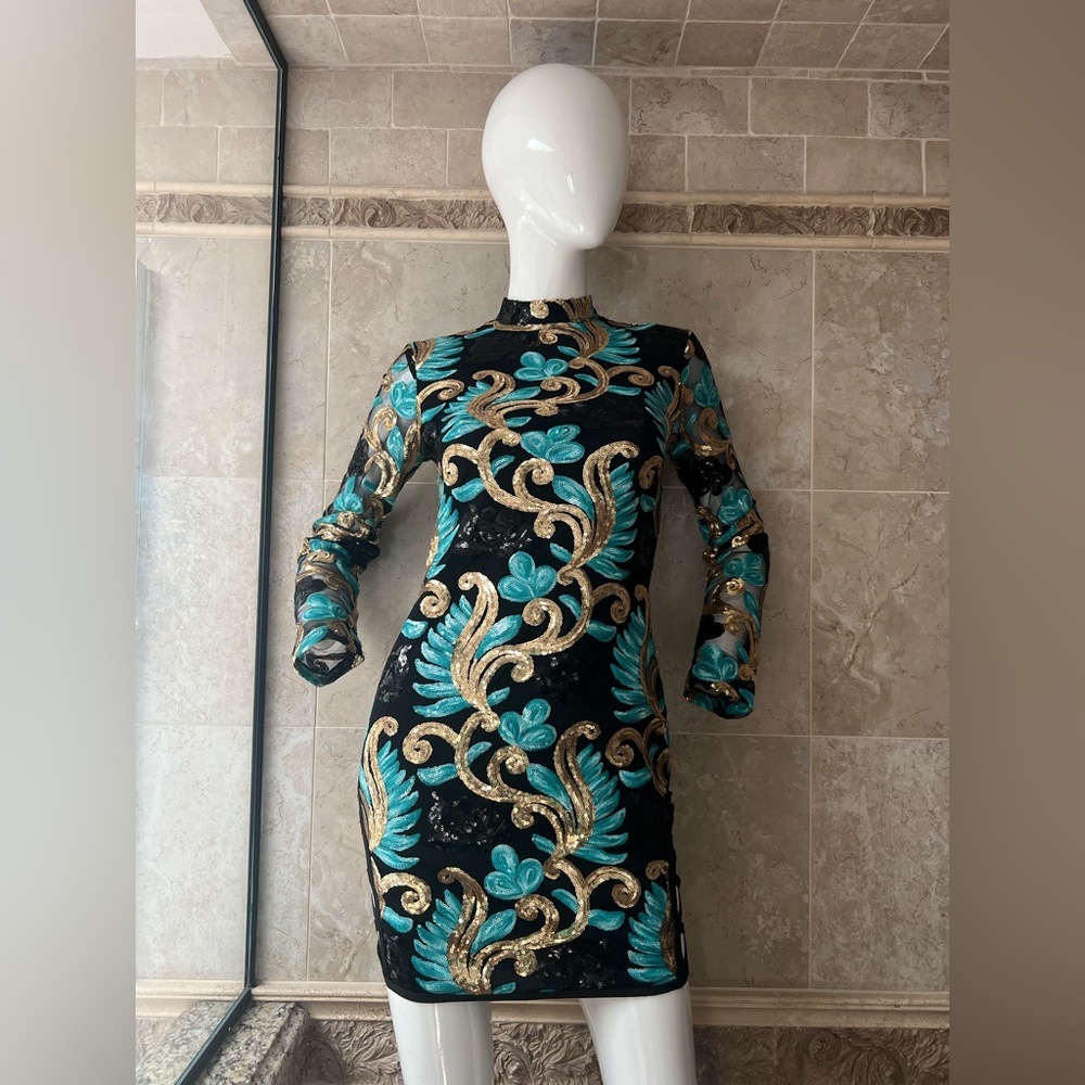 Codigo Sequin Embroidered Long Sleeve Mini Dress